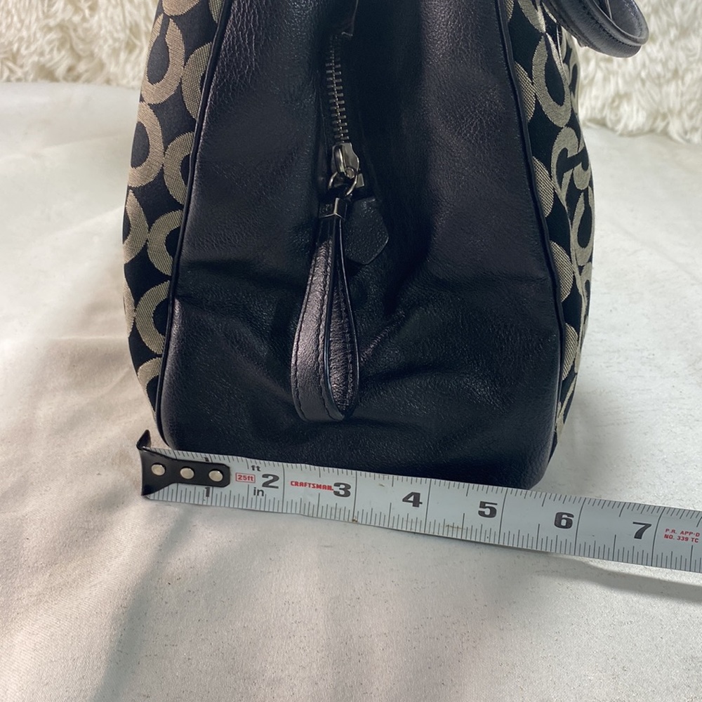 👜🌿-Coach Shoulder bag- NOT FOR SALE 🌿👜 - Picture 7 of 12